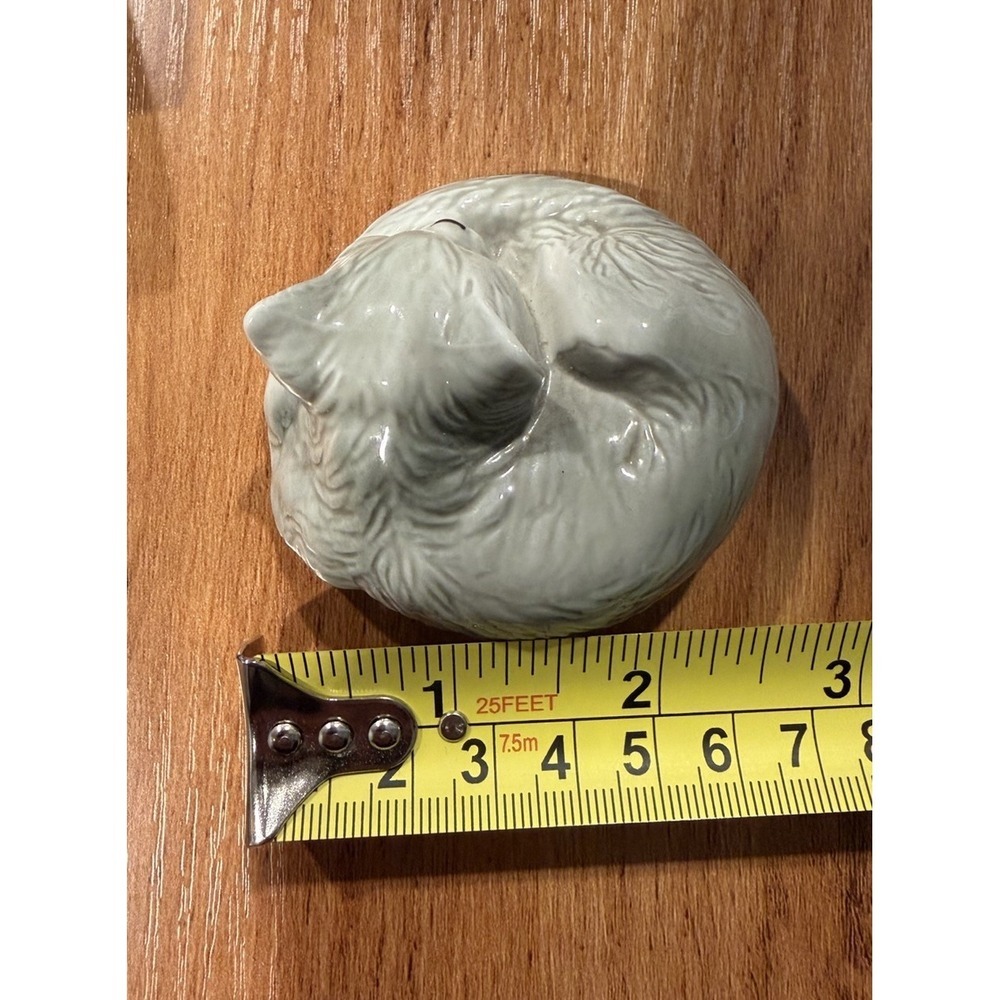 Danbury Mint Cats of Character "Good Night" Grey Kitty Cat Porcelain Figurine - Picture 3 of 4